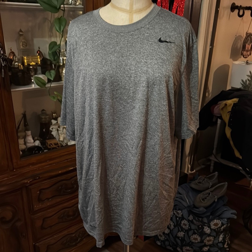 2/$25 Nike Men's Gray T-Shirt